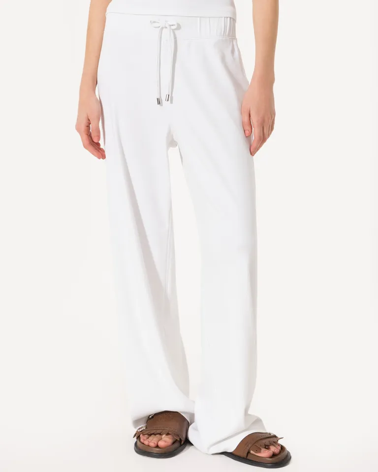 Pantalón de corte recto en cómodo algodón pima para un estilo casual y femenino de Jazmin Chebar en Pantalones para argentina