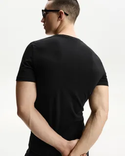 Remera manga corta básica de Bershka en Remeras y Polos para argentina