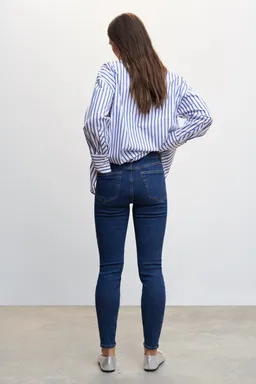 Jeans skinny tiro alto de Mango en Pantalones para argentina