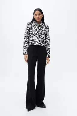 Chaqueta estampado cebra botones de Mango en Chaquetas para argentina
