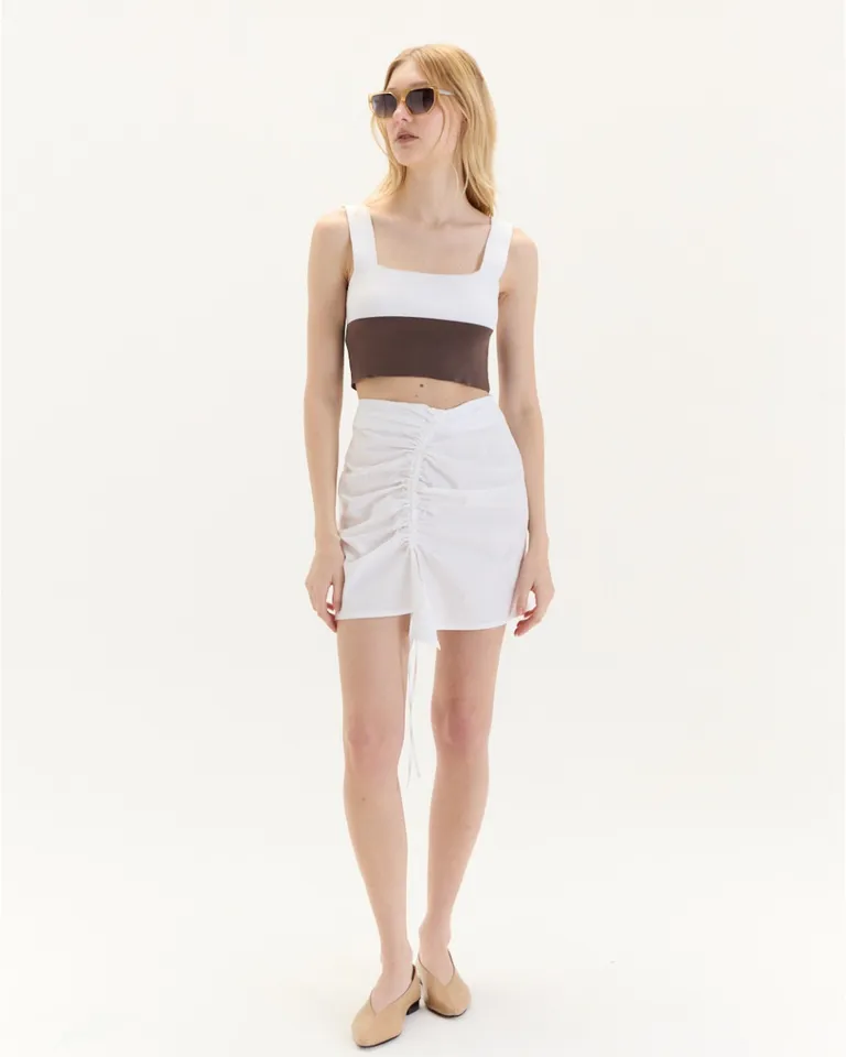 Top blanco con rayas negras - Prenda casual y de tendencia para el verano de Blue Sheep en Tops para argentina