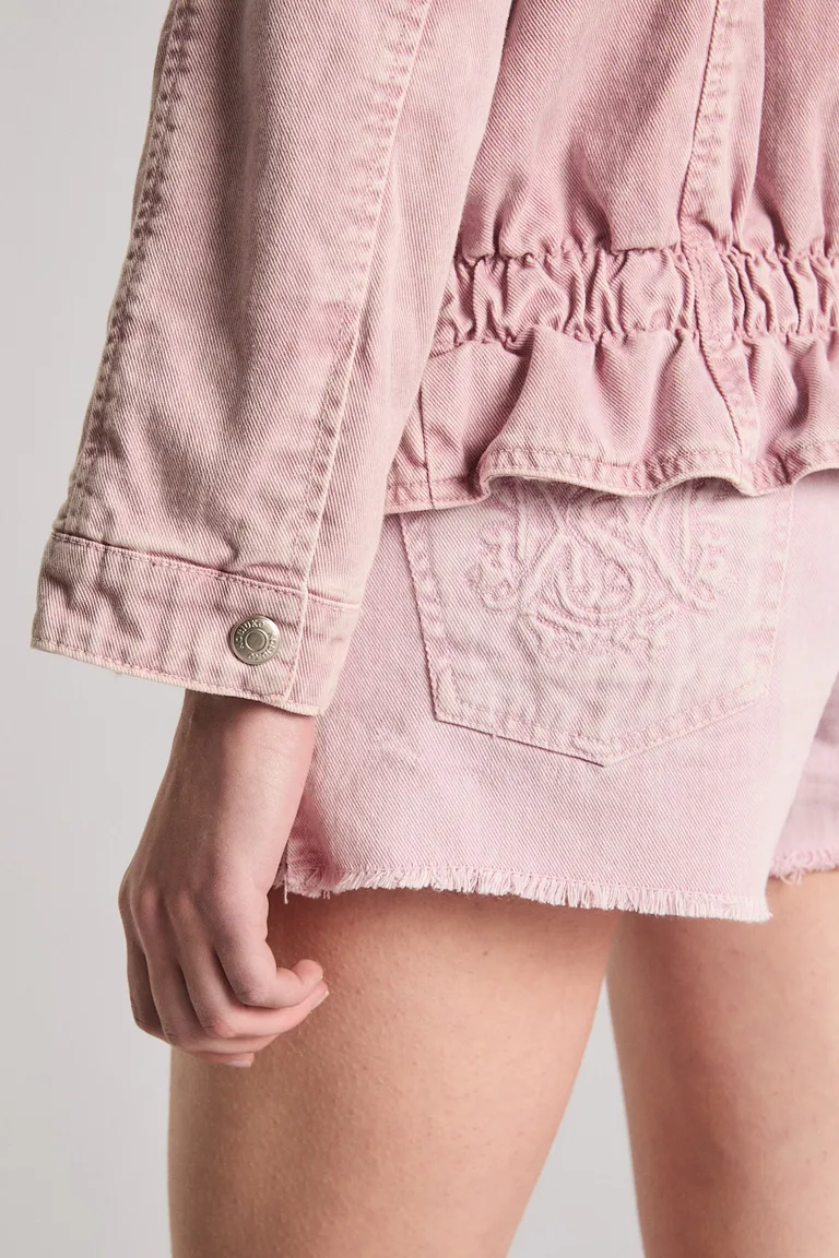 Chaqueta rosa con detalles en mosquetones metálicos y ajuste en la cintura de Kosiuko en Chaquetas para argentina