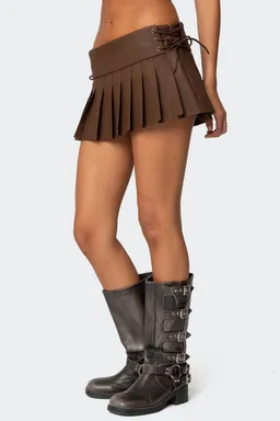Mini falda pantalón plisada cuero sintético de Edikted en Faldas para argentina