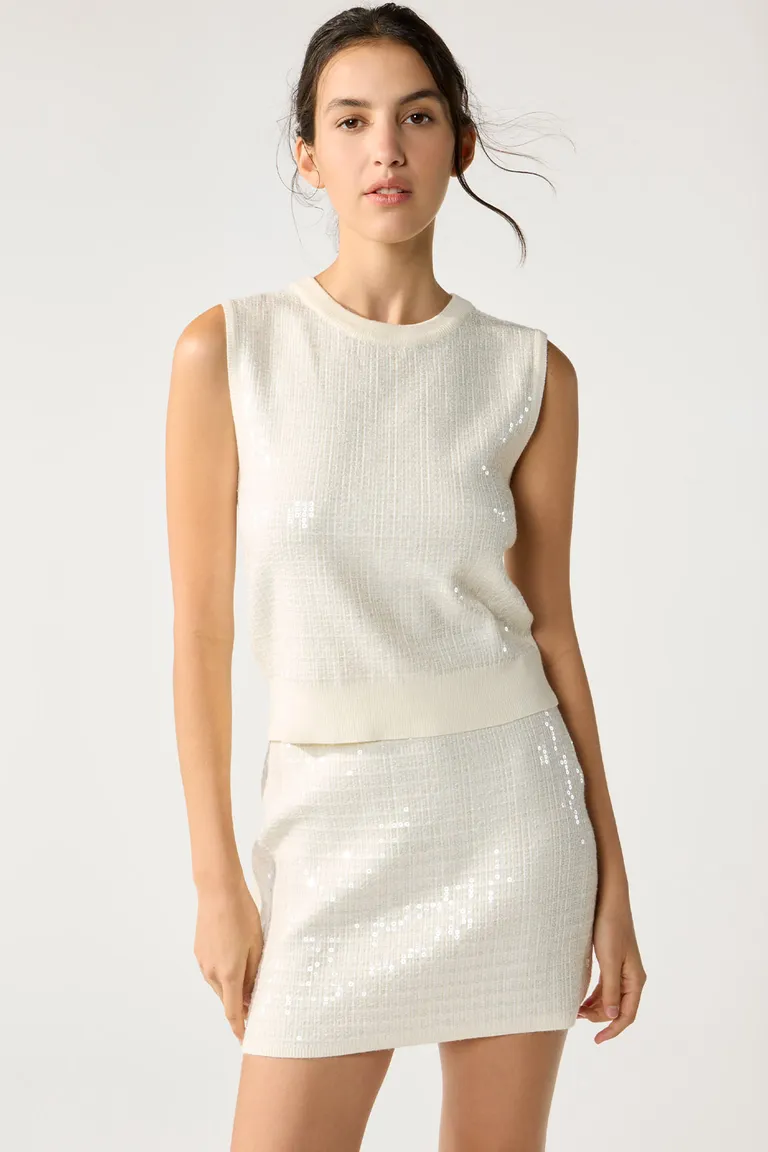 Chaleco de Lentejuelas Blanco - Un Accesorio Versátil y Elegante para Mujeres de Cuesta Blanca en Chalecos para argentina