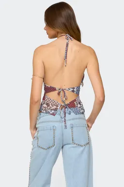 Top halter sin espalda patchwork de Edikted en Tops para argentina