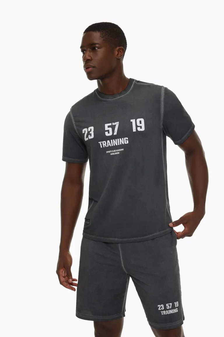 Remera deportiva efecto lavado de Lefties en Remeras y Polos para argentina