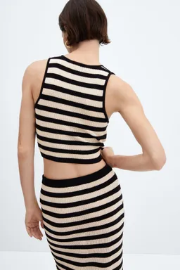 Top punto calados de Mango en Tops para argentina