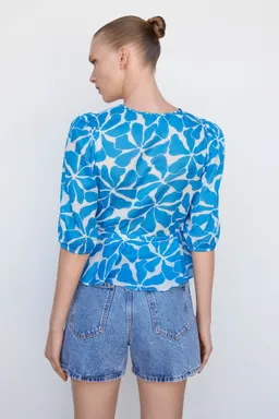 Blusa cruzada con lazo de Mango en Blusas para argentina