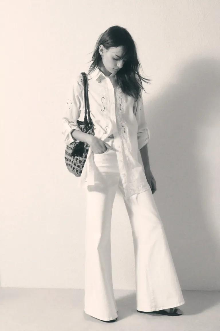 Pantalones Palazzo de Denim Blanco - Corte Elegante y Silueta Relajada de Rapsodia en Pantalones para argentina