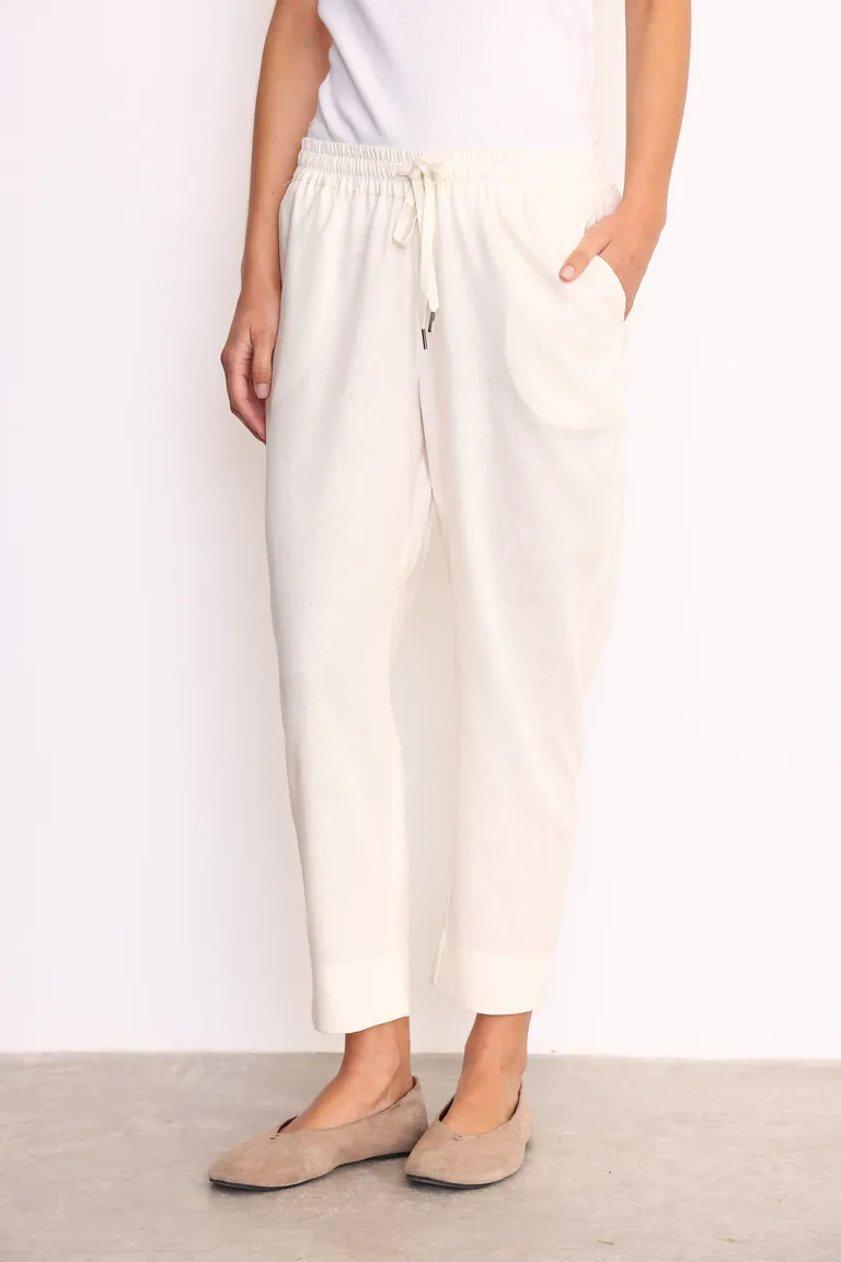 Pantalón de lino con cintura elástica, de corte recto y amplio para un look casual y elegante de Yagmour en Pantalones para argentina