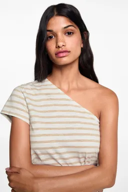 Remera asimétrica lazo de Mango Teen en Tops para argentina