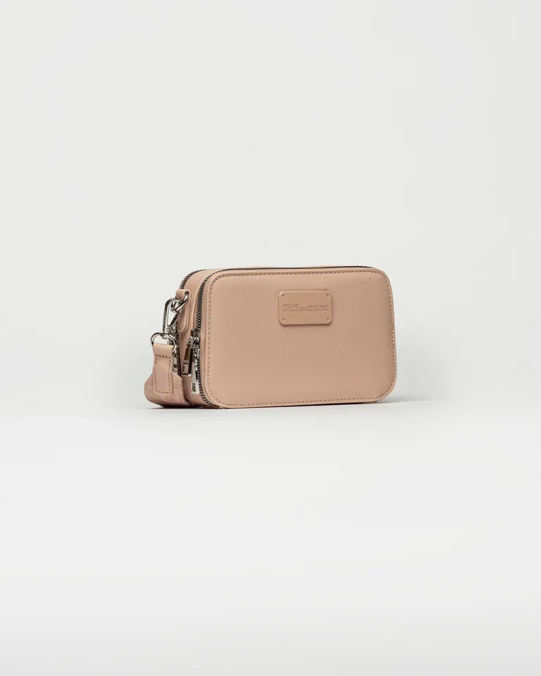 Bolso de mano mini en efecto cuero con detalles metálicos de Prüne en Bolsos y Carteras para argentina