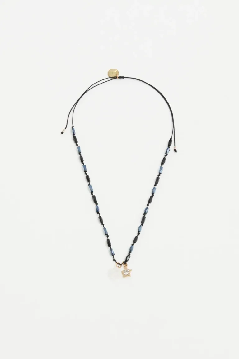 Collar de hilo regulable con piezas ovaladas facetadas y detalles en metal para un look elegante y refinado de Rapsodia en Bijouterie para argentina