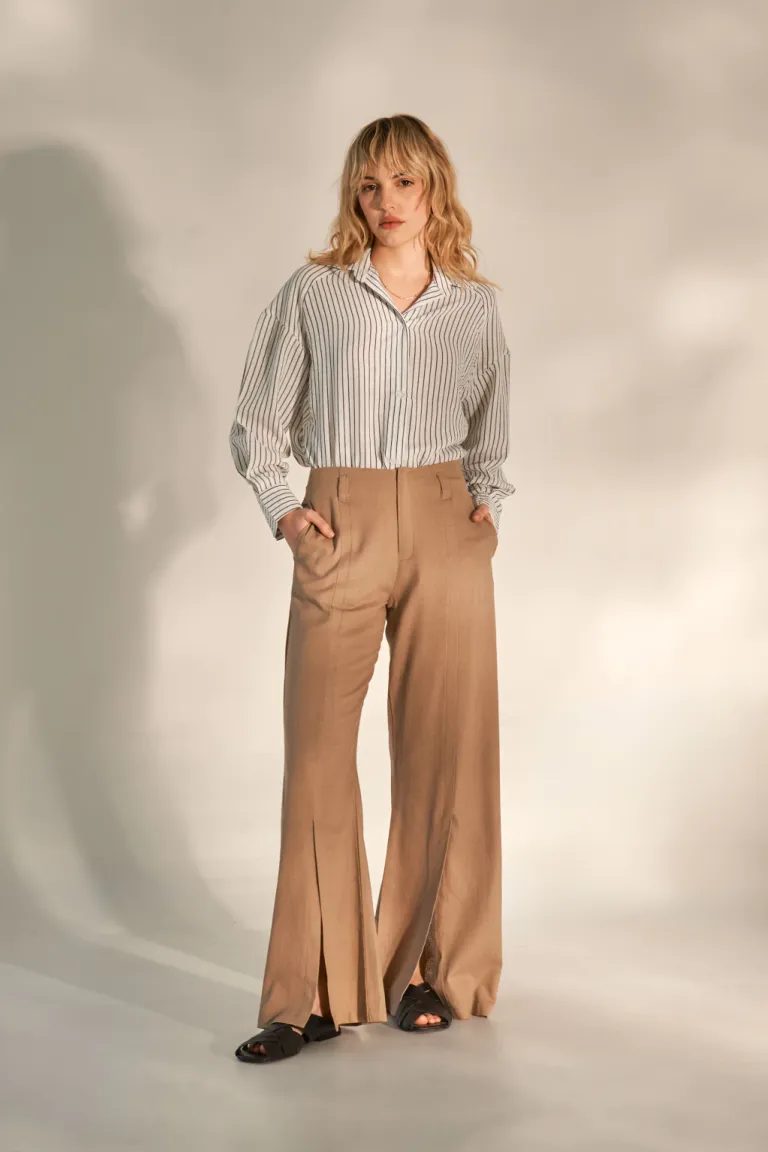 Pantalón de corte amplio y estilo elegante para mujer de Apricot en Pantalones para argentina