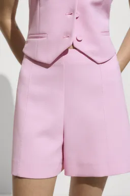 Shorts rectos tiro medio de Mango en Shorts para argentina