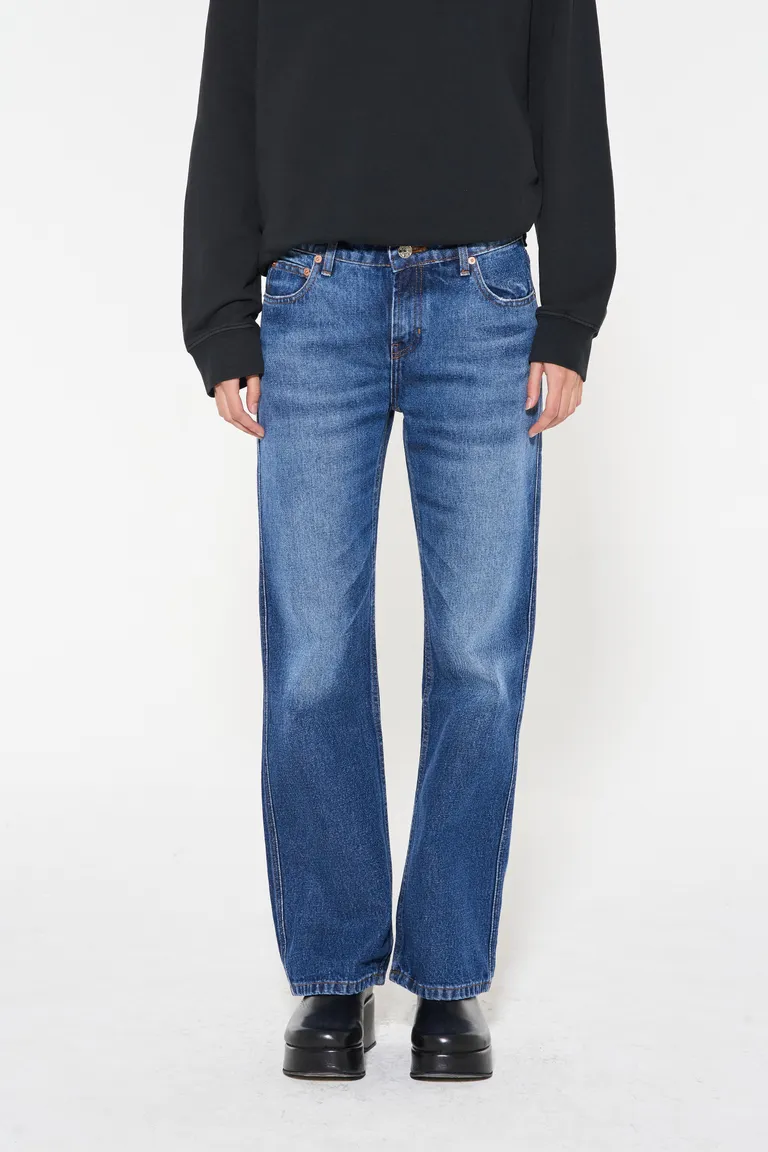 Pantalón vaquero azul de corte amplio y relajado para mujer de Ay Not Dead en Pantalones para argentina