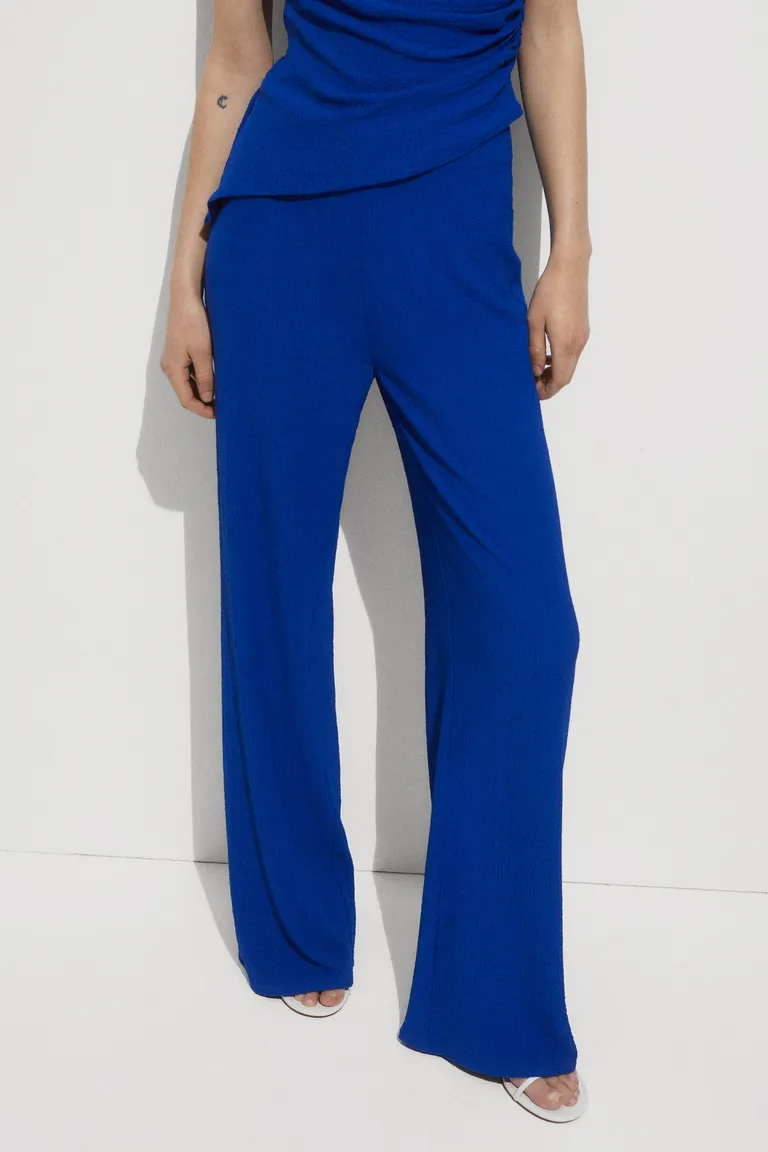 Pantalón recto fluido de Mango en Pantalones para argentina