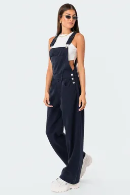 Jardinero denim skter pierna ancha de Edikted en Monos para argentina
