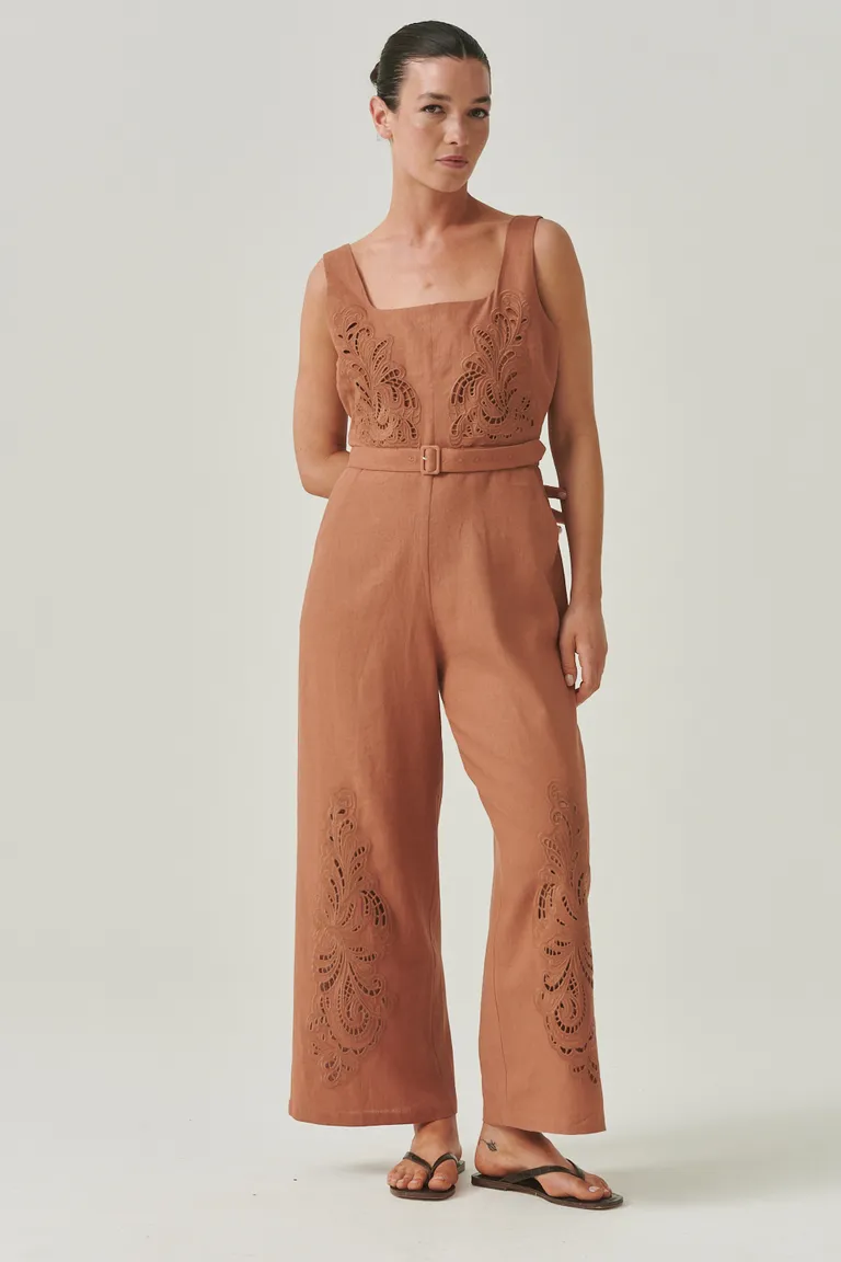 Mono sin mangas con bordado calado y lazo ajustable en la cintura de Sweet en Monos para argentina