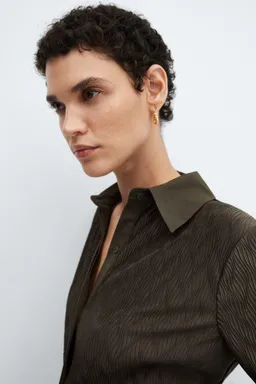Camisa texturizada con botones de Mango en Camisas para argentina