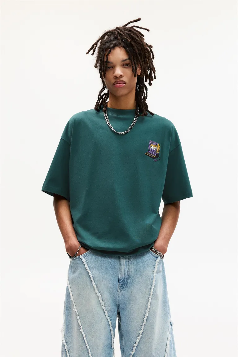 Remera bordada stwd de Pull&Bear en Remeras y Polos para argentina
