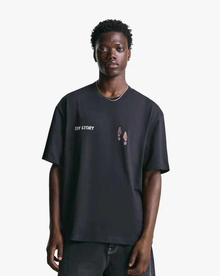 Remera toy story manga corta de Bershka en Remeras y Polos para argentina