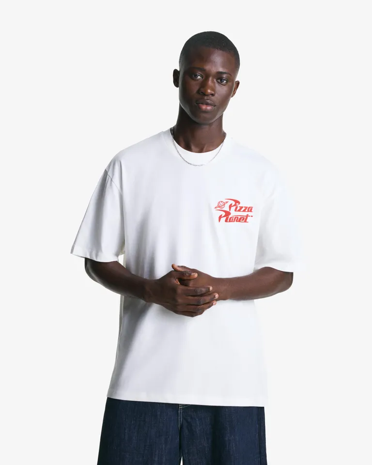 Remera toy story manga corta de Bershka en Remeras y Polos para argentina