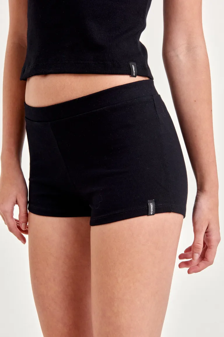 Shorts de algodón básicos para mujer, cintura elástica y diseño versátil de 47 Street en Shorts para argentina