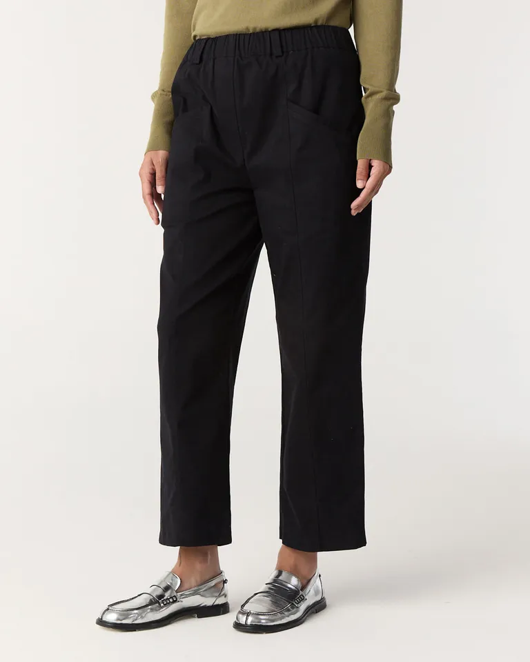 Pantalón recto de gabardina tiro alto con bolsillos laterales y cintura elastizada de Furzai en Pantalones para argentina