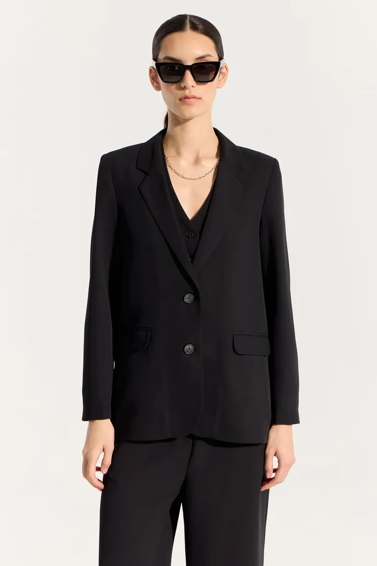 Blazer de corte recto y largo modular para un estilo refinado y versátil de Portsaid en Blazers para argentina