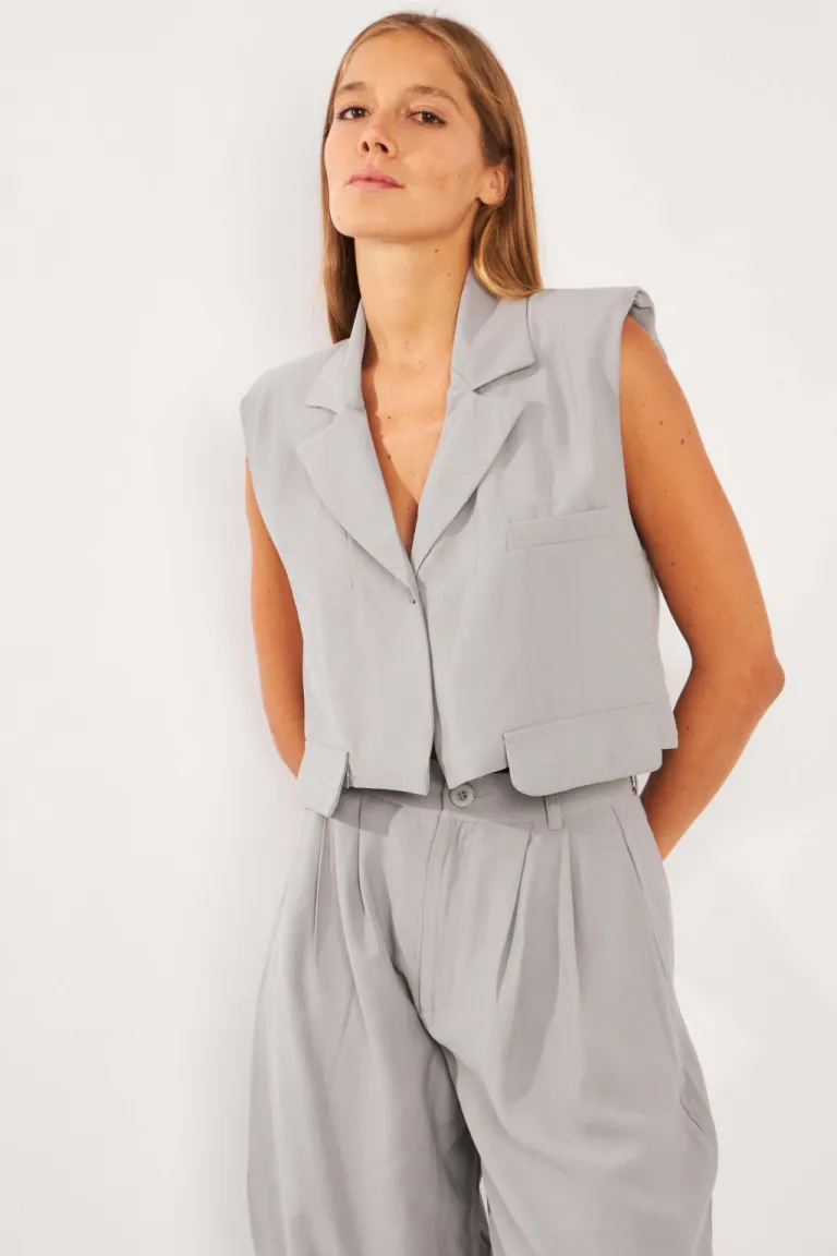 Chaleco Sastrero de Corte Corto con Bolsillo Decorativo de Belle en Chalecos para argentina