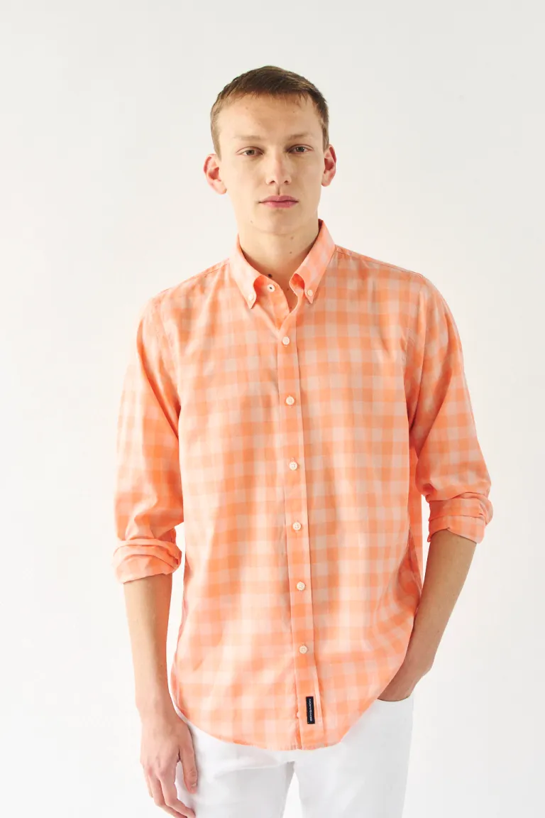 Camisa de cuadros naranja para hombre, diseño fresco y versátil de Bensimon en Camisas para argentina