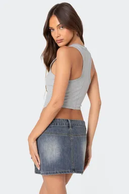 Musculosa espalda deportiva escotada de Edikted en Tops para argentina