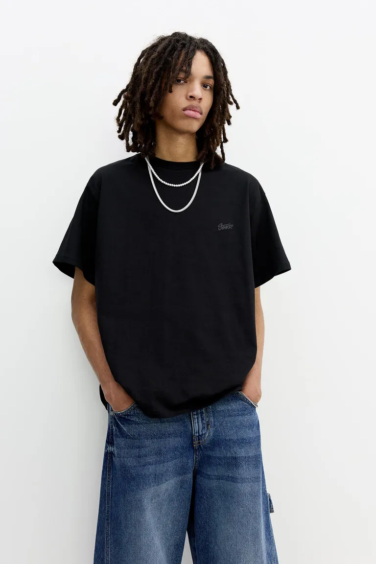Remera logo stwd de Pull&Bear en Remeras y Polos para argentina