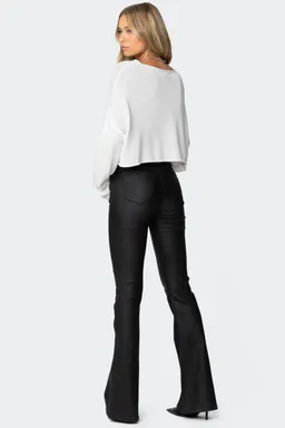 Jeans acampanados cuero sintético luna de Edikted en Pantalones para argentina