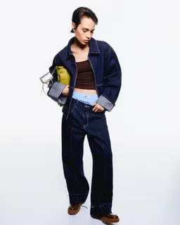 Camisa vaquera con costuras de Bershka en Chaquetas para argentina
