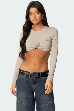 Crop top manga larga drapeado de Edikted en Tops para argentina