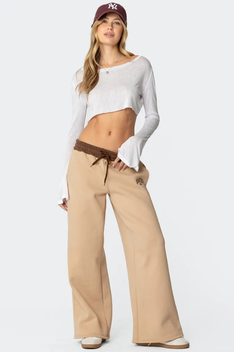 Pantalón buzo bordado contrastante de Edikted en Pantalones para argentina
