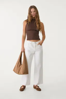 Jeans rectos cropped de Stradivarius en Pantalones para argentina