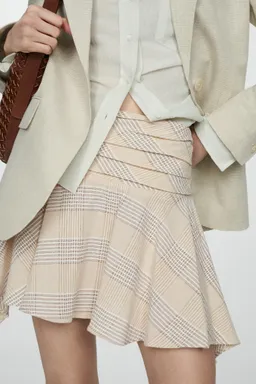Minifalda estampada asimétrica de Mango en Faldas para argentina
