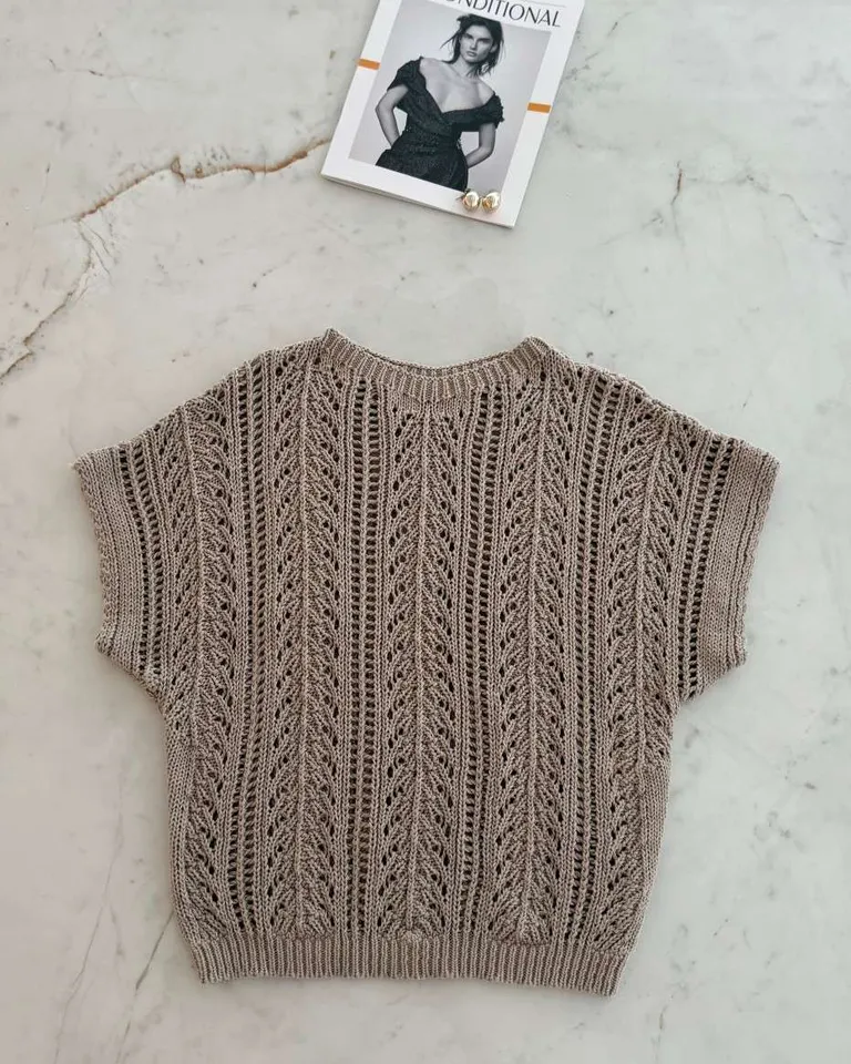 Chaleco de hilo de algodón tejido a mano con diseño de líneas verticales de Hesed en Chalecos para argentina