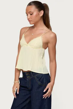 Top babydoll encaje plisado de Edikted en Tops para argentina