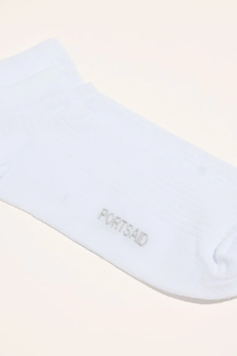 Medias básicas de algodón - Diseño sutil y cómodo para tu día a día de Portsaid en Ropa Interior y Medias para argentina