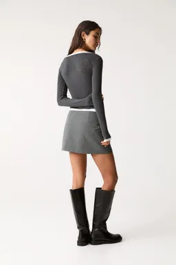 Falda pantalón cuadros hebilla de Pull&Bear en Faldas para argentina