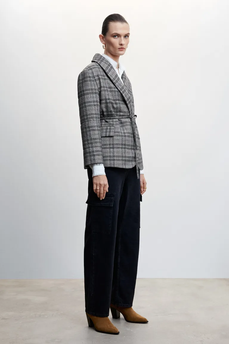 Chaqueta acolchada estructura cuadros de Mango en Chaquetas para argentina