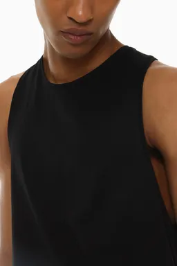 Camiseta básica tirantes de Lefties en Remeras y Polos para argentina