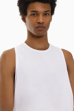 Camiseta básica tirantes de Lefties en Remeras y Polos para argentina