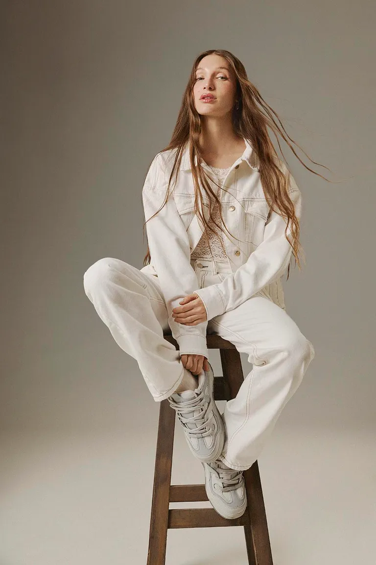 Pantalones de corte recto y cintura baja en color blanco para mujer de 47 Street en Pantalones para argentina