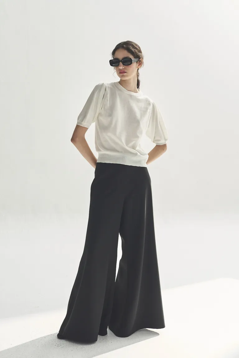 Sweater Elegante de Manga Corta para Mujer de Akiabara en Buzos y Sweaters para argentina