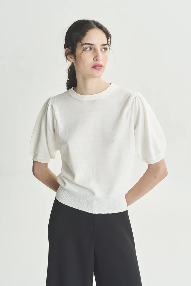 Sweater Elegante de Manga Corta para Mujer de Akiabara en Buzos y Sweaters para argentina